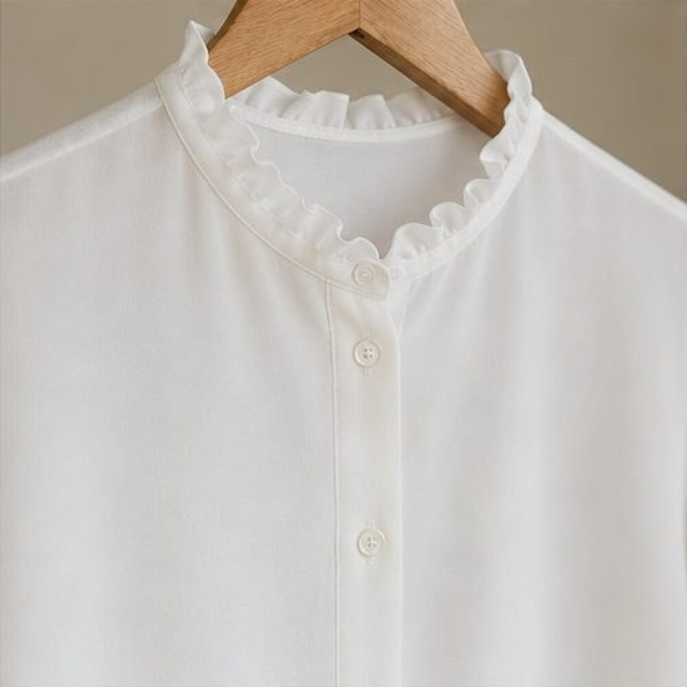 White Ruffle Collar Blouse - Picture 4 of 6